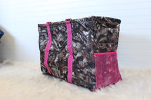 Load image into Gallery viewer, Hot Pink Camo Mega Tote