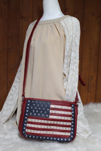 Load image into Gallery viewer, Montana West American Pride Concealed Carry Crossbody