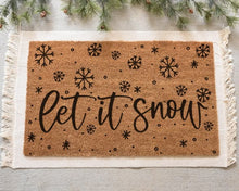 Load image into Gallery viewer, Christmas Door mat paint class Moes on Main 11/10