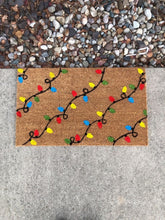 Load image into Gallery viewer, Christmas Door mat paint class Moes on Main 11/10