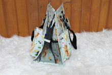 Load image into Gallery viewer, Moovelous Meadow Zippered Caddy Organizer Tote Bag