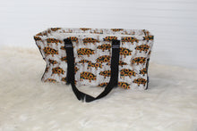 Load image into Gallery viewer, Sunflower Pig Utility Tote