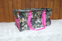 Load image into Gallery viewer, Pink Camo Utility Tote