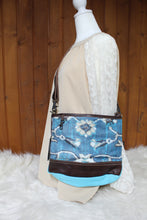 Load image into Gallery viewer, SWASHY SWAG Small &amp; Crossbody Bag